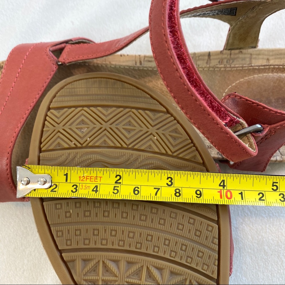 Teva Women's Red Cork Footbed Sandals - Picture 12 of 15
